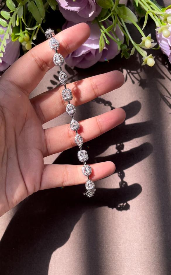 MULTI SHAPE BEAUTIFUL BRACELET