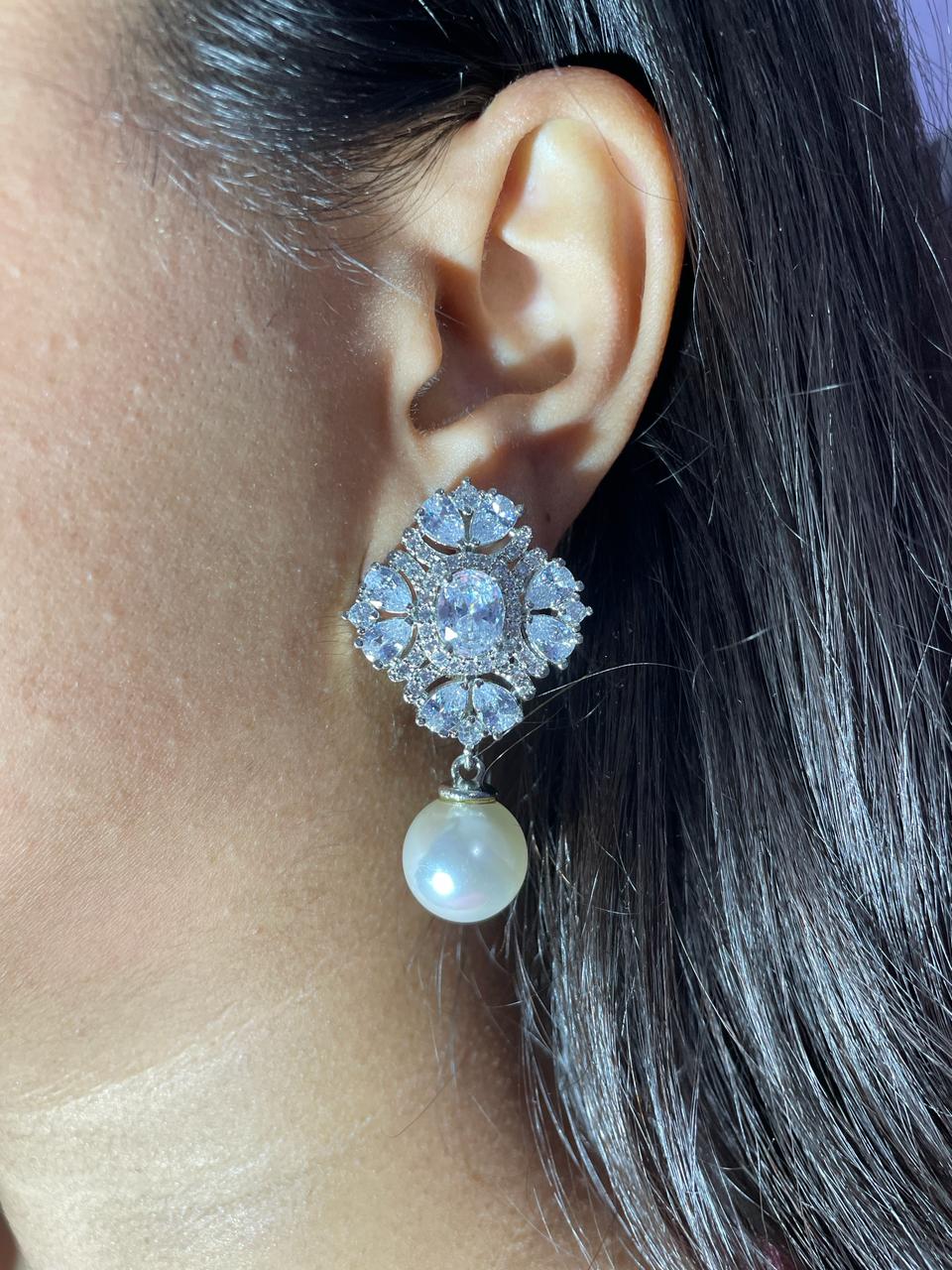 PEARL DROP EARRINGS
