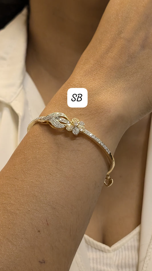 Charm bracelet