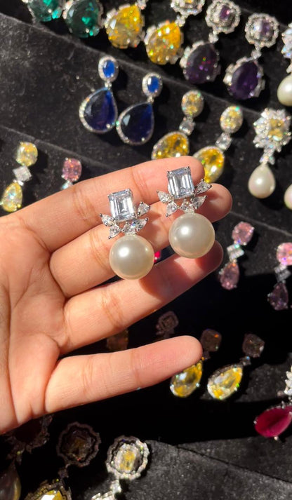 BAGUETTE PEARL EARRINGS